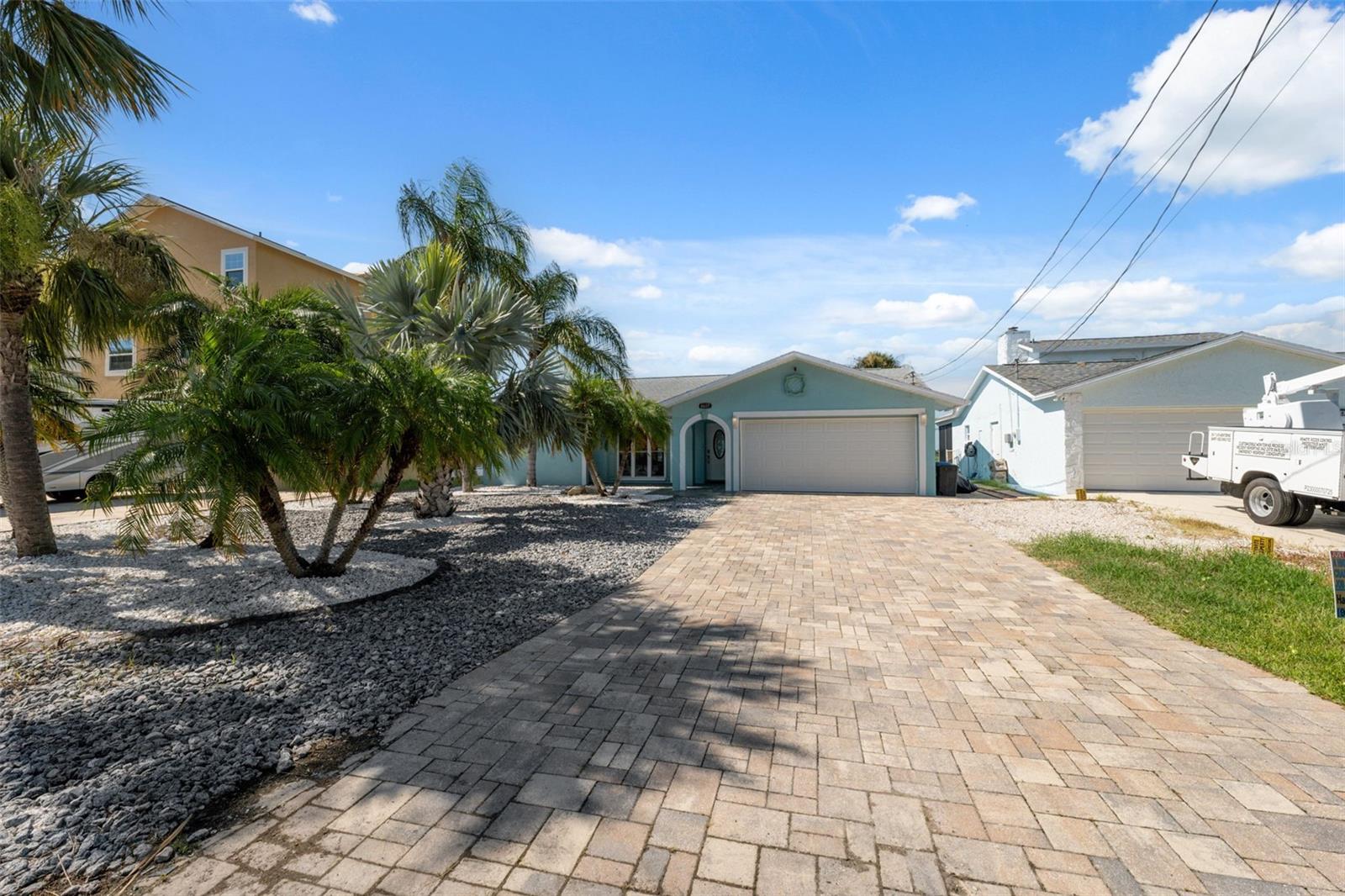 Image 2 of 60 For 6637 Driftwood Drive