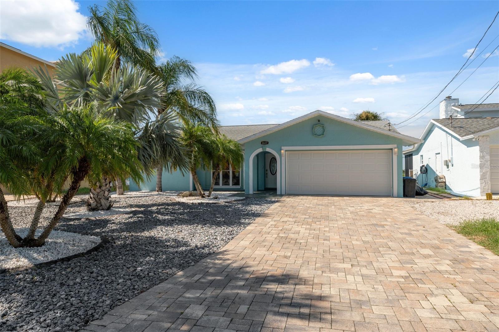 Image 6 of 60 For 6637 Driftwood Drive