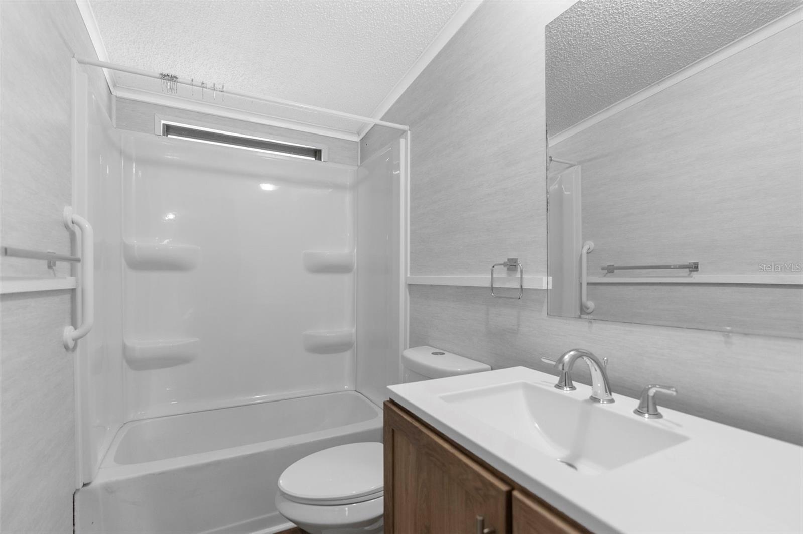 Image 14 of 26 For 9725 Dick Street
