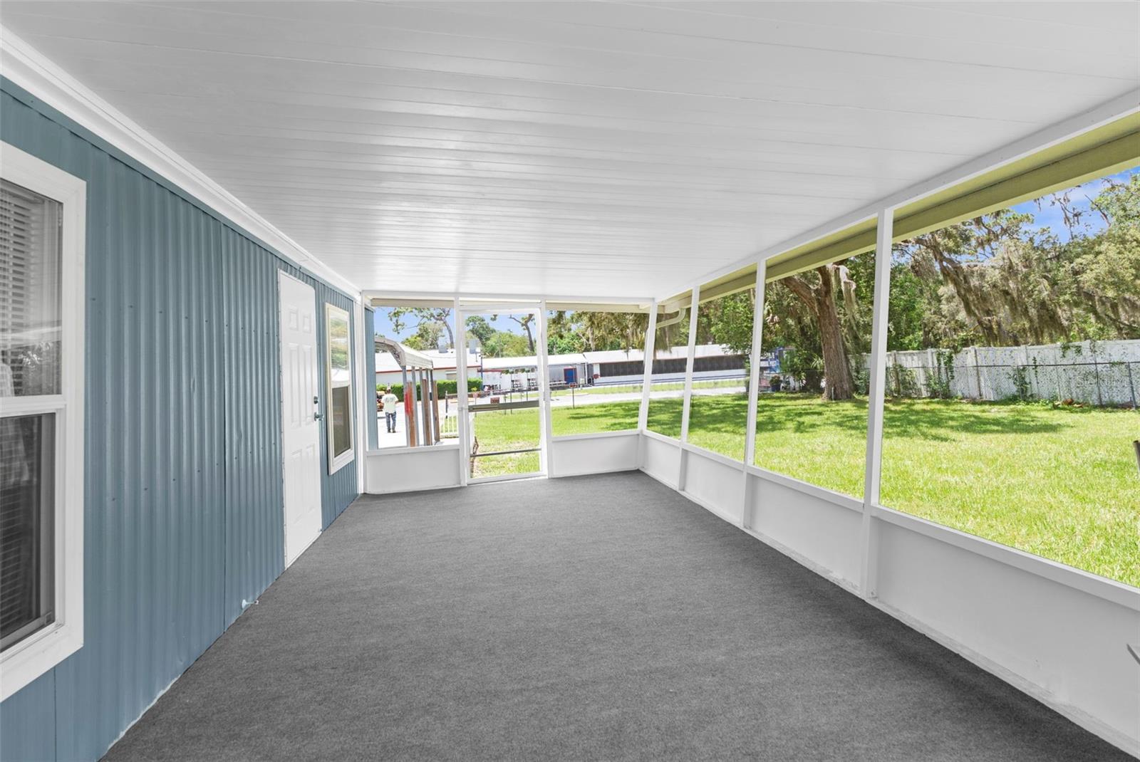 Image 18 of 26 For 9725 Dick Street