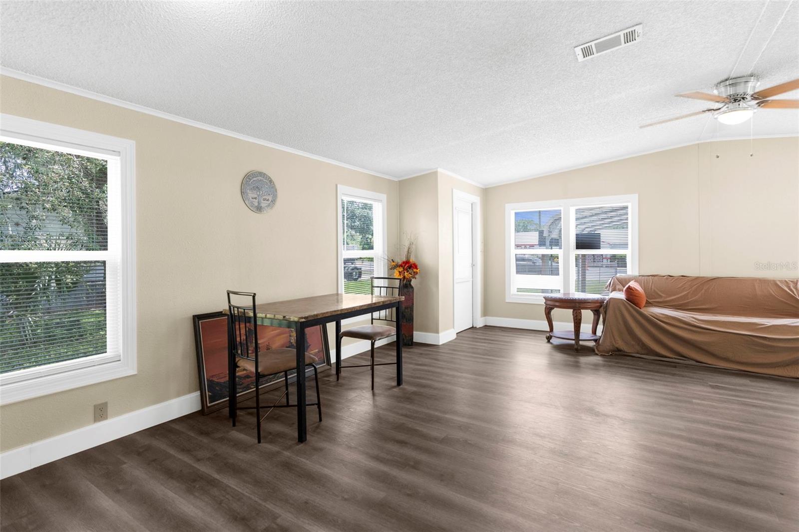 Image 8 of 26 For 9725 Dick Street