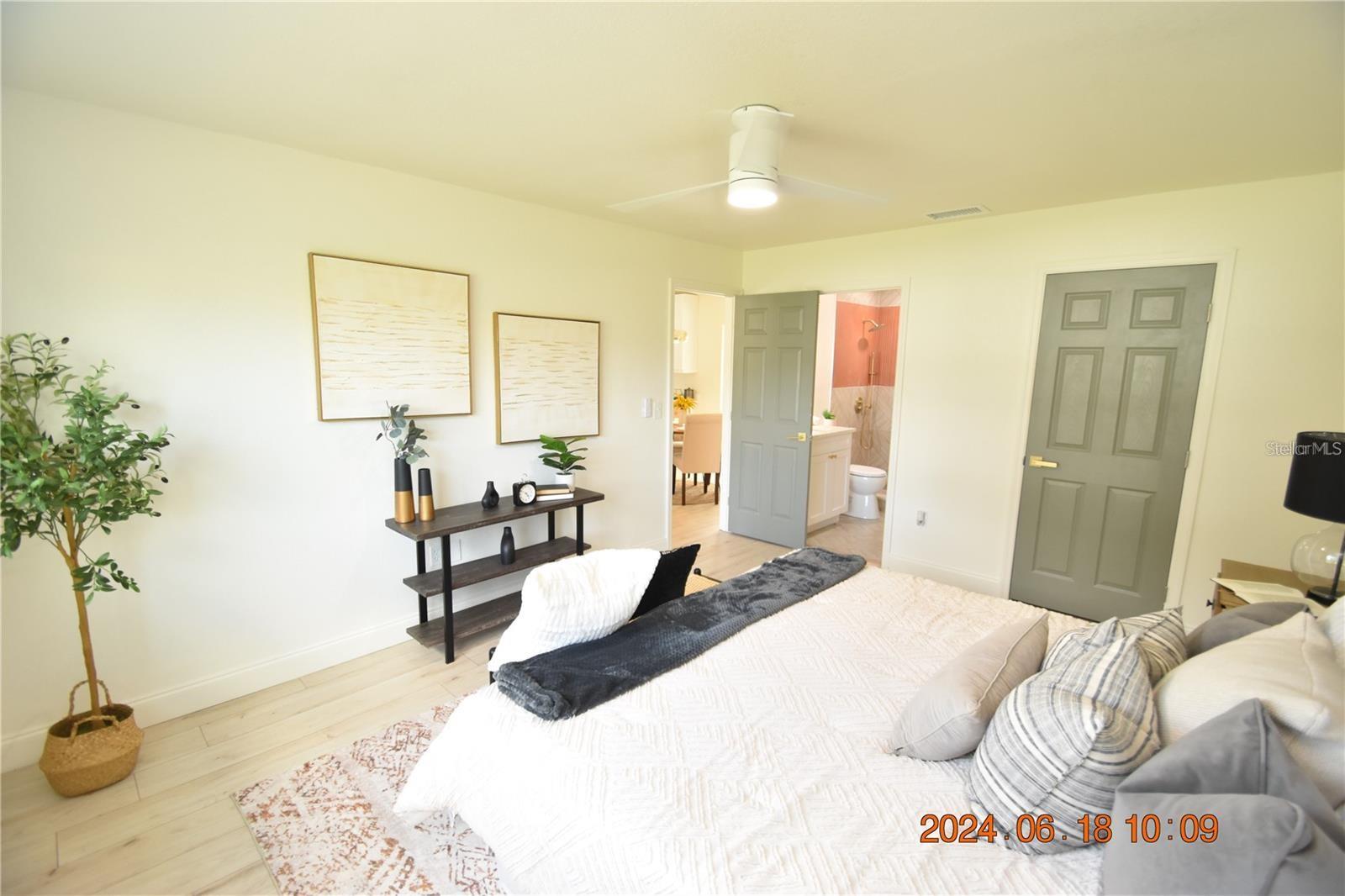 Image 31 of 60 For 11065 Linden Drive