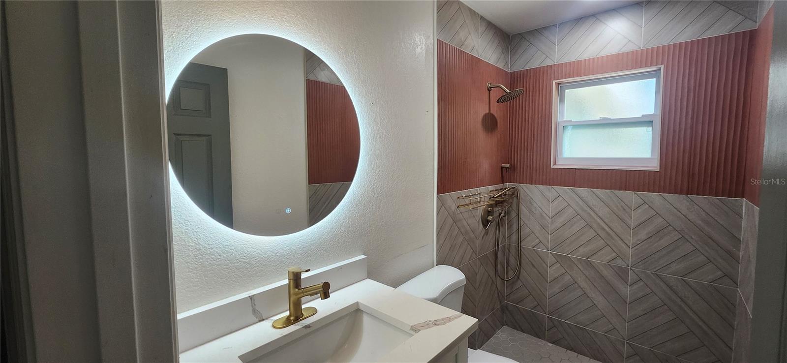 Image 37 of 60 For 11065 Linden Drive