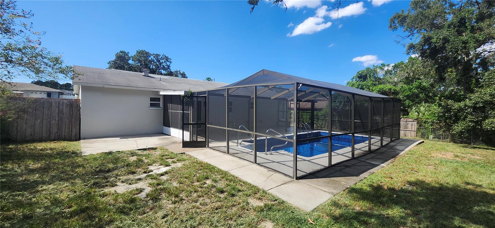 Image 46 of 60 For 11065 Linden Drive