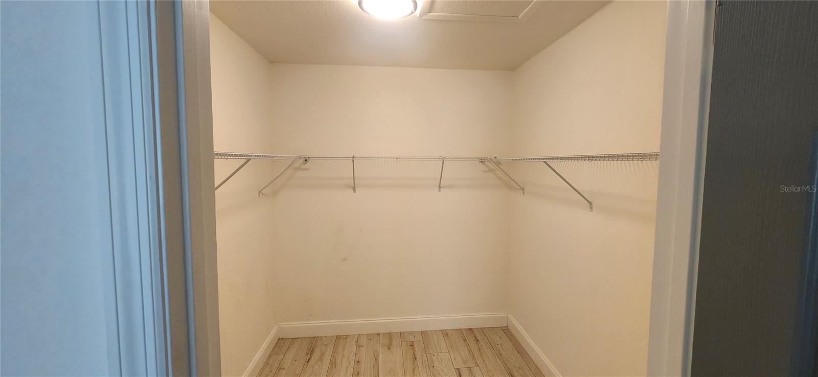 Image 52 of 60 For 11065 Linden Drive