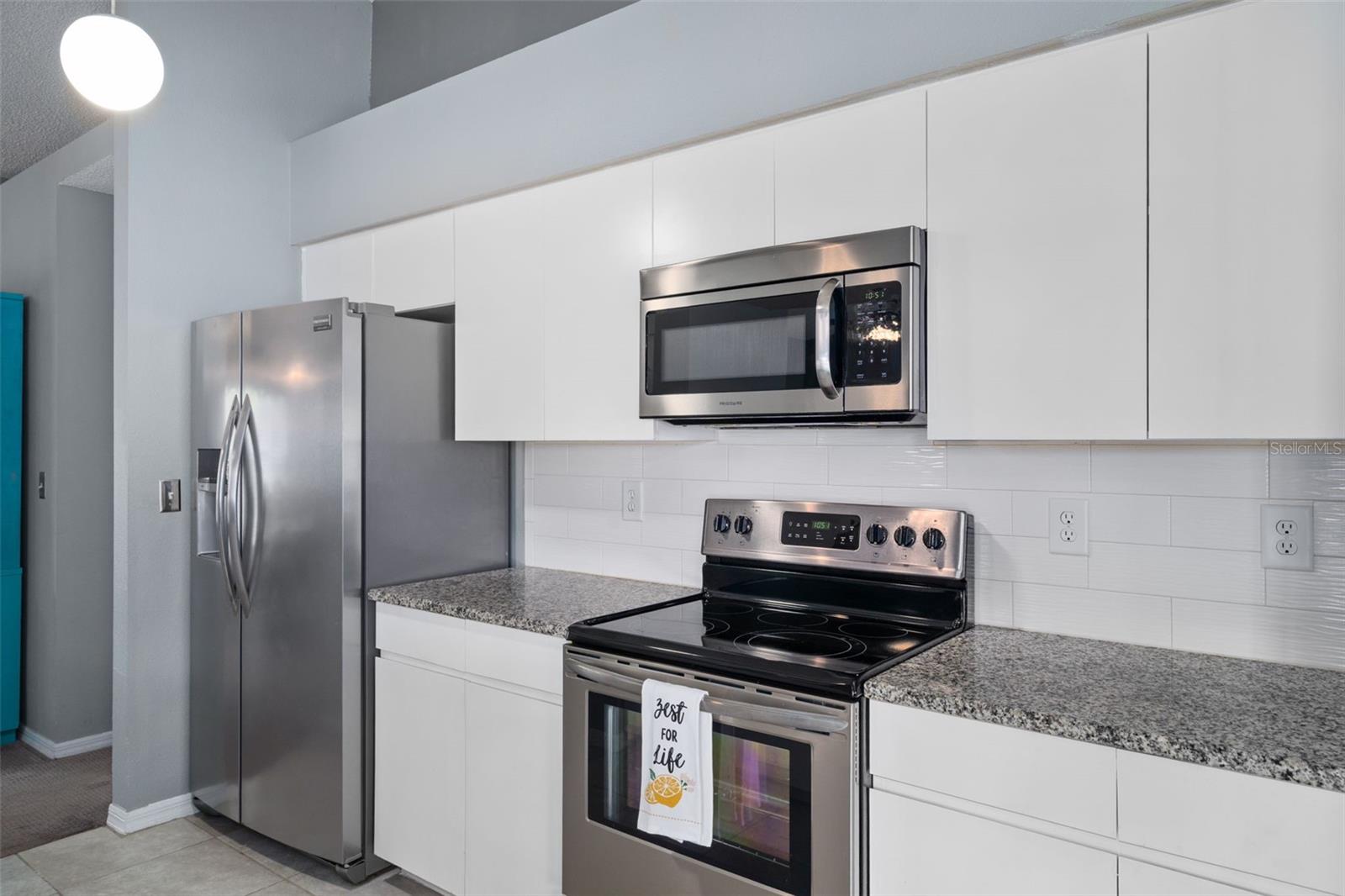 Listing photo id 18 for 33457 Westwood Drive