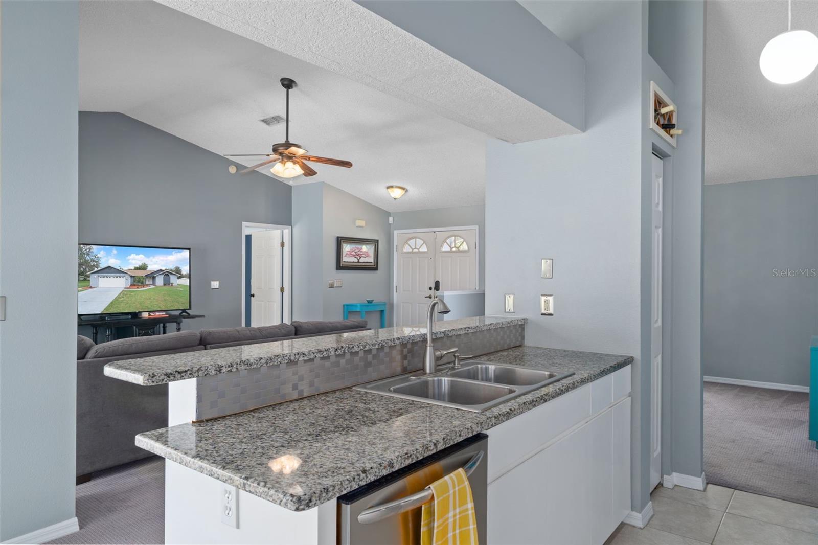 Listing photo id 19 for 33457 Westwood Drive