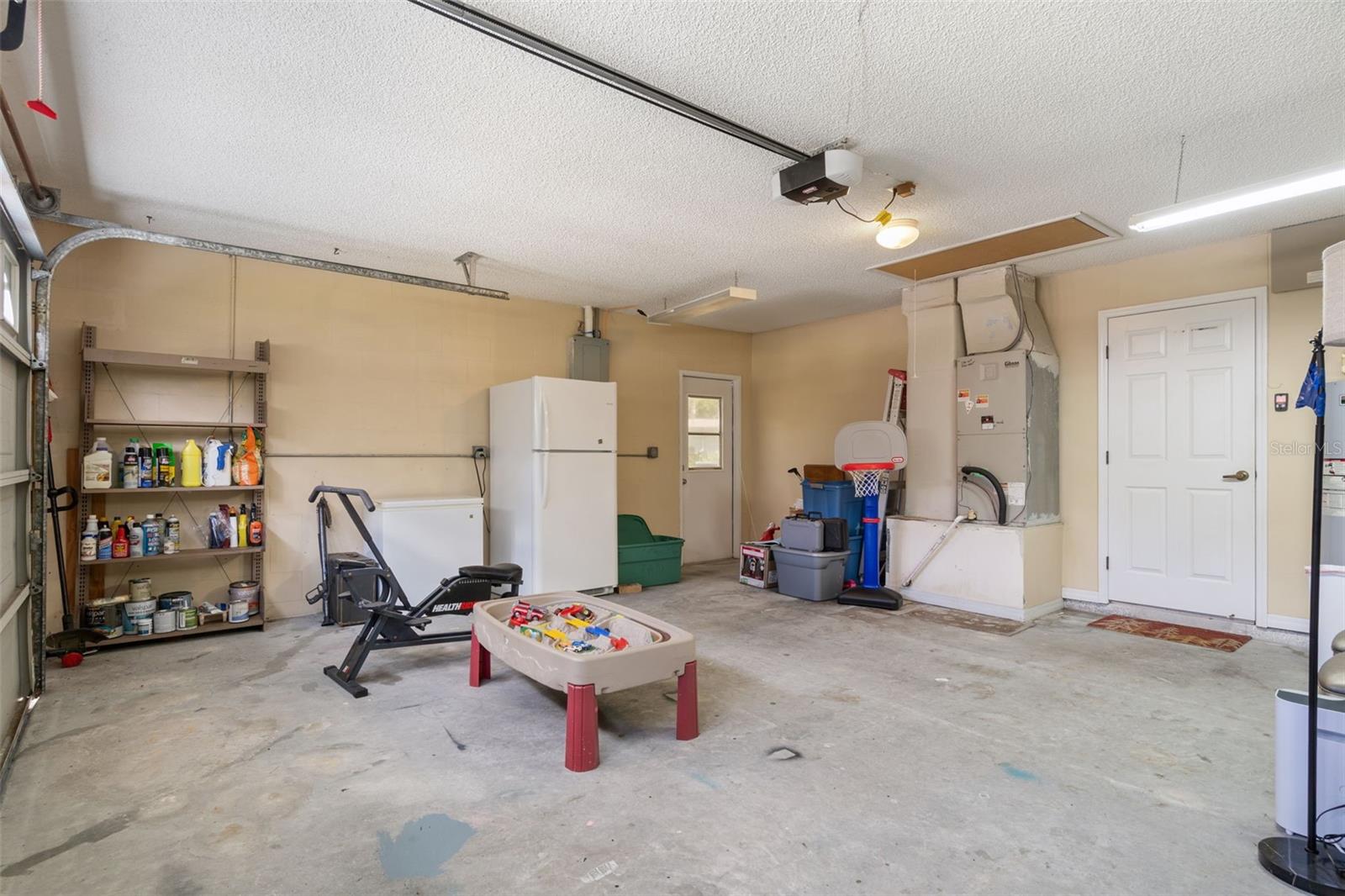 Listing photo id 40 for 33457 Westwood Drive