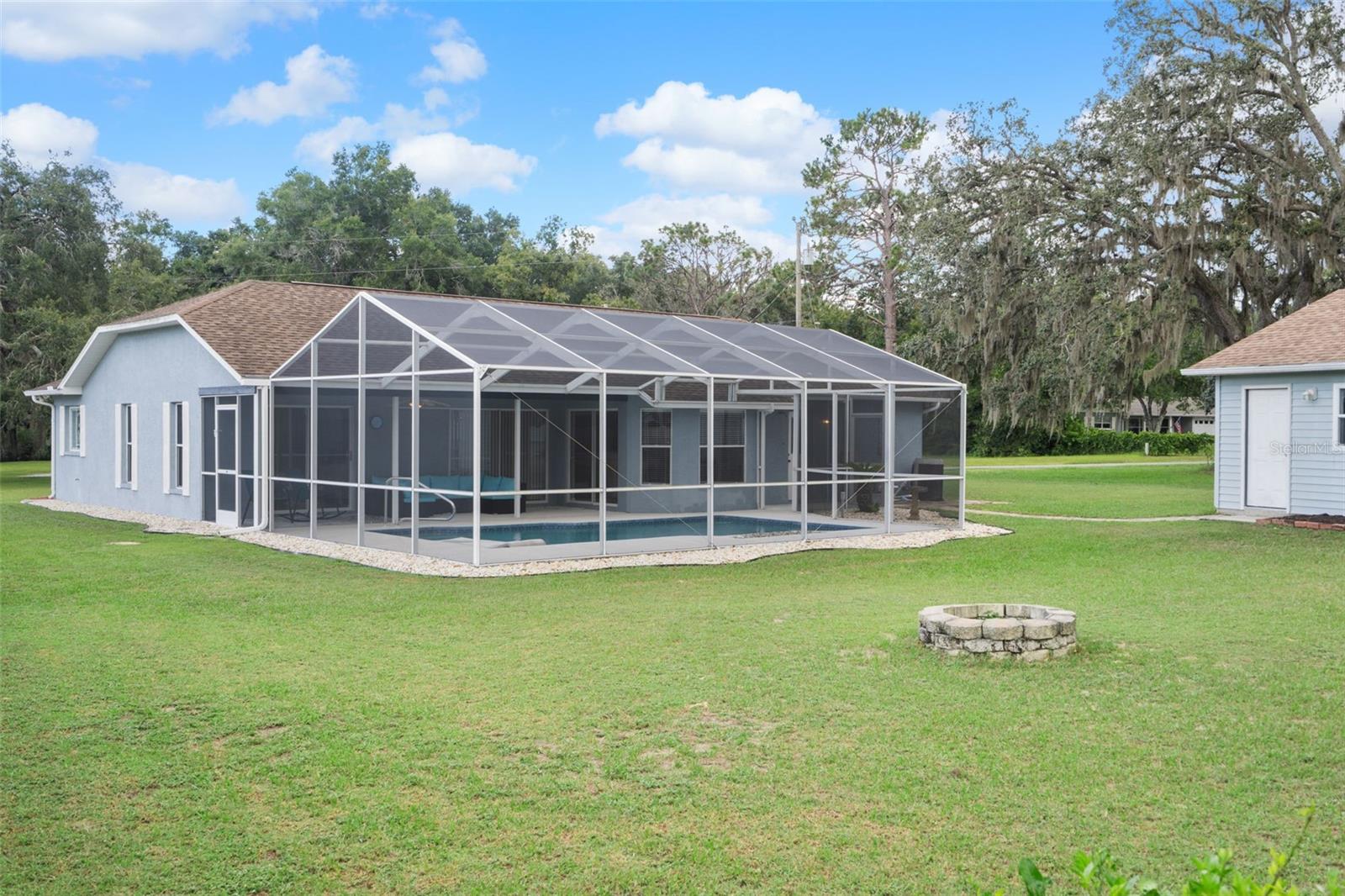 Listing photo id 50 for 33457 Westwood Drive