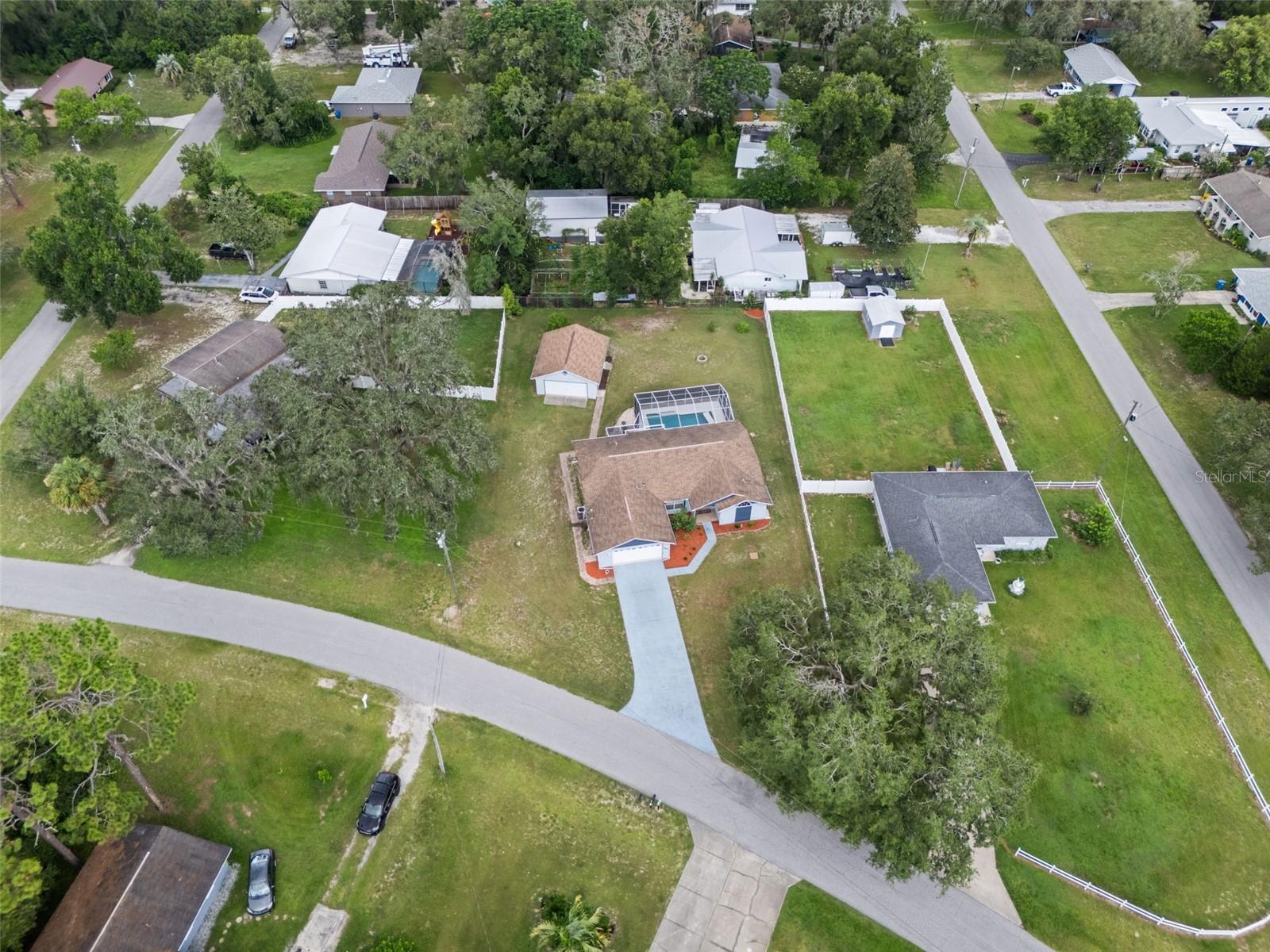 Listing photo id 58 for 33457 Westwood Drive