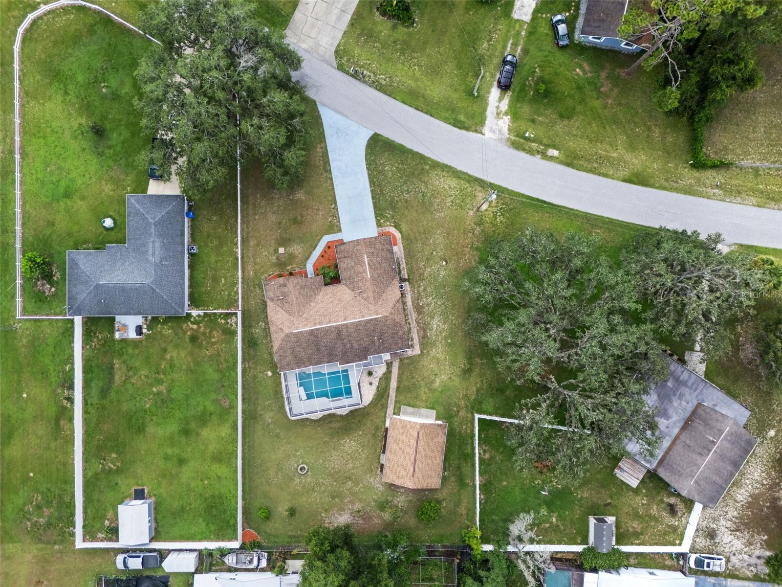 Listing photo id 61 for 33457 Westwood Drive