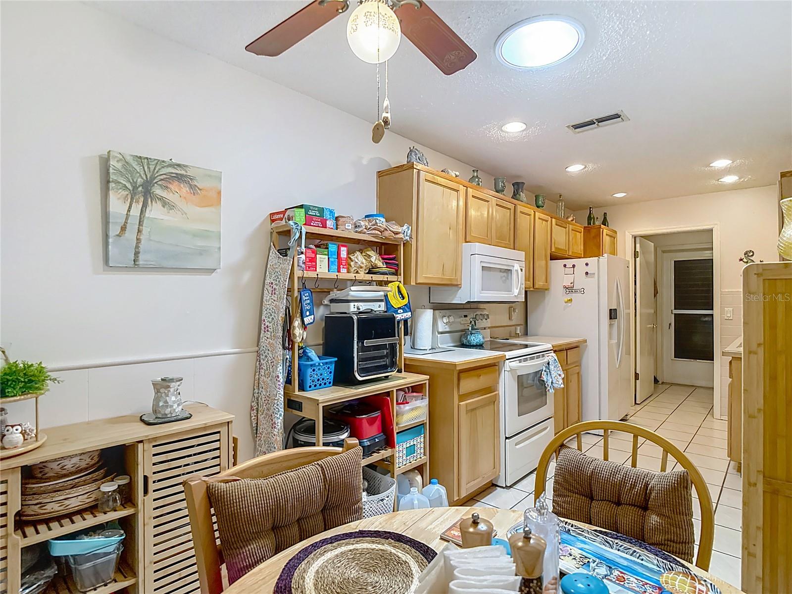 Image 16 of 48 For 7403 Heather Walk Drive