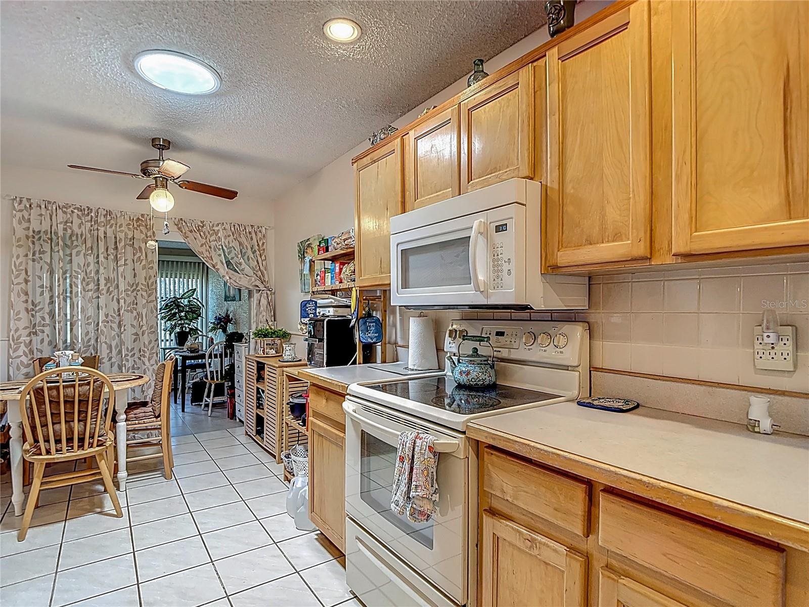 Image 21 of 48 For 7403 Heather Walk Drive