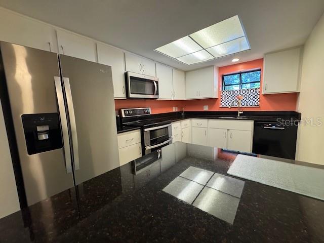Image 8 of 41 For 300 Florida Avenue 600l