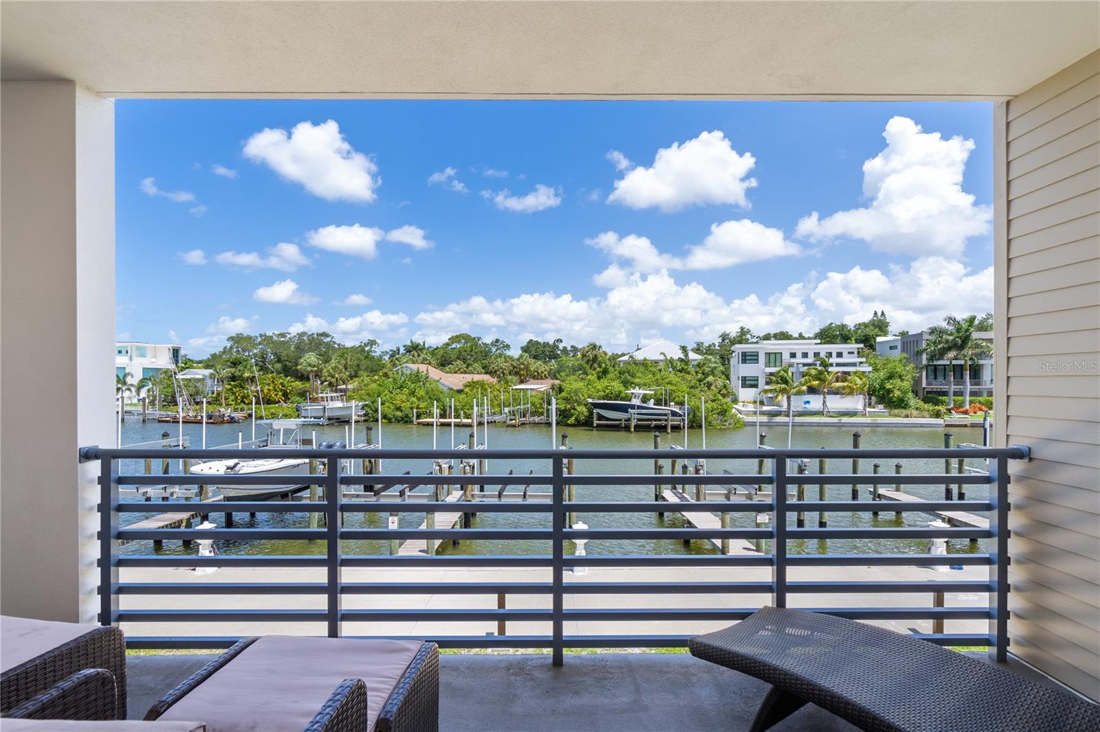 Image 11 of 31 For 1709 Tamiami Trail 211