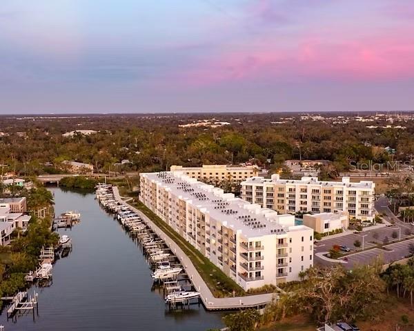 Image 30 of 31 For 1709 Tamiami Trail 211