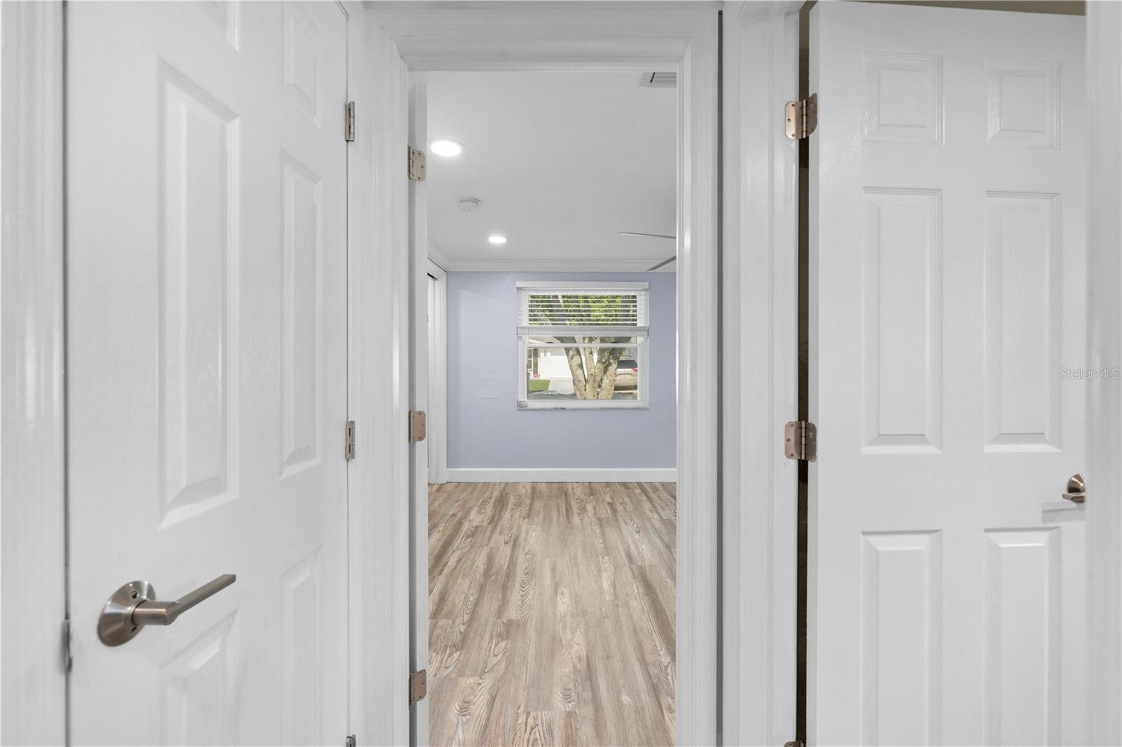 Image 43 of 64 For 10824 Norwood Avenue