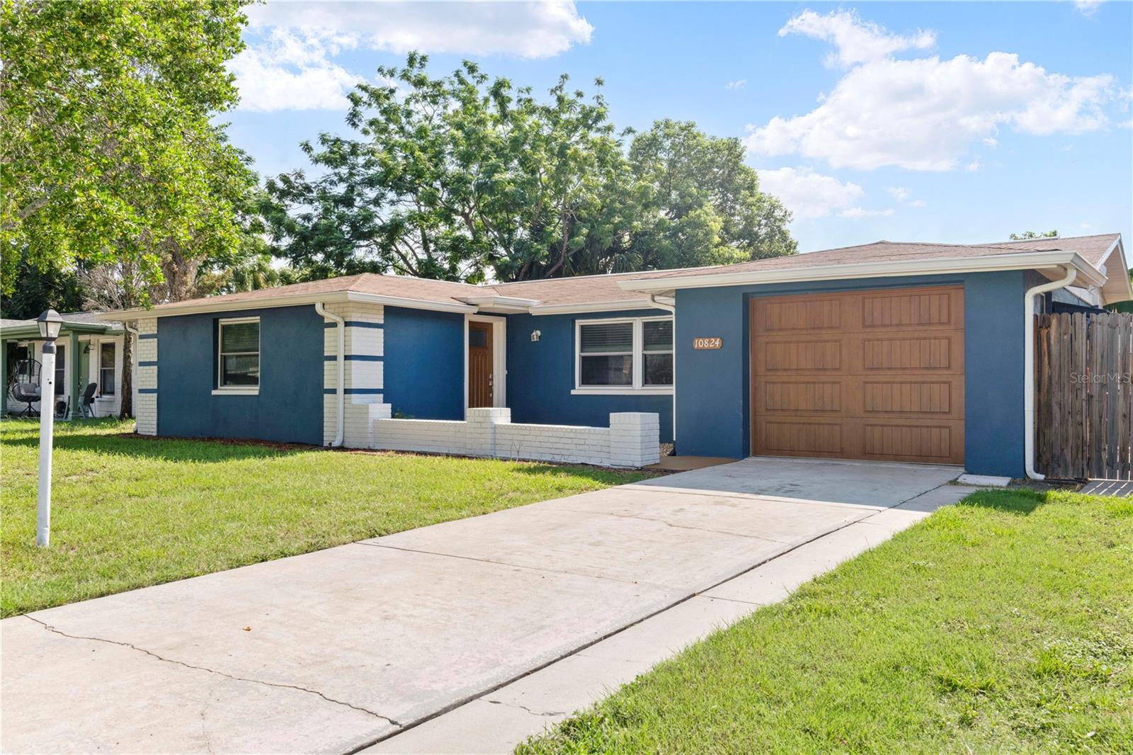 Image 8 of 64 For 10824 Norwood Avenue