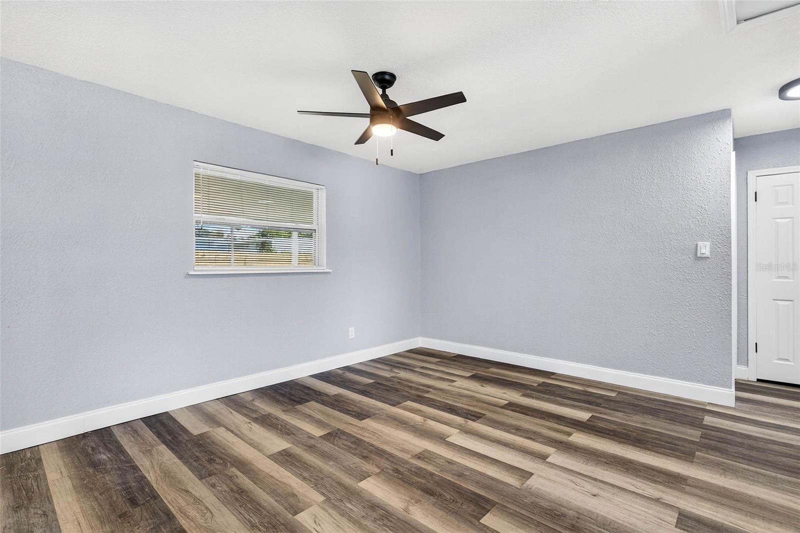 Image 15 of 30 For 6965 21st Street N