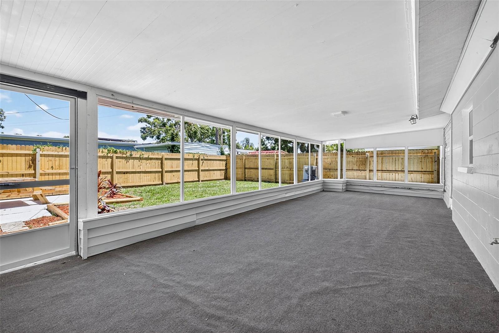 Image 29 of 30 For 6965 21st Street N