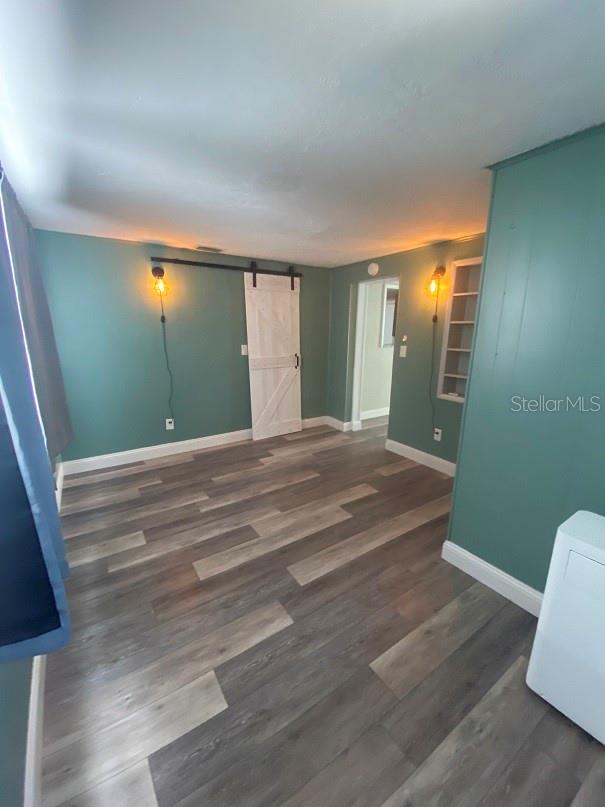 Image 11 of 18 For 6220 Glenwood Drive