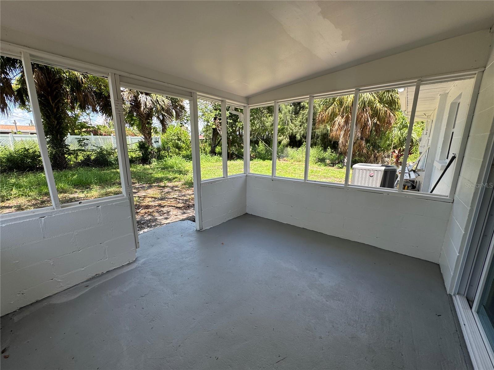Image 16 of 37 For 7907 Winston Lane