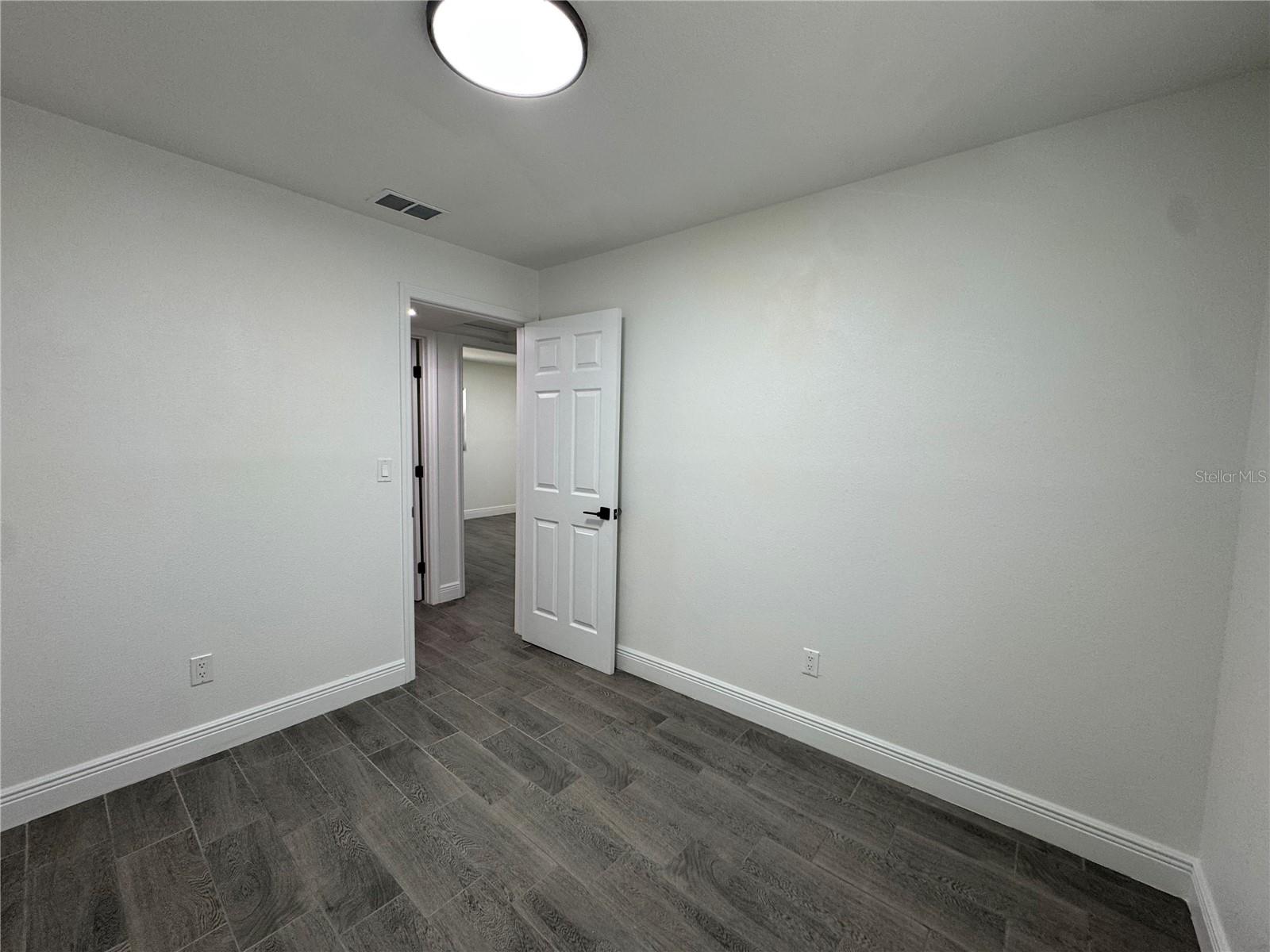 Image 18 of 37 For 7907 Winston Lane