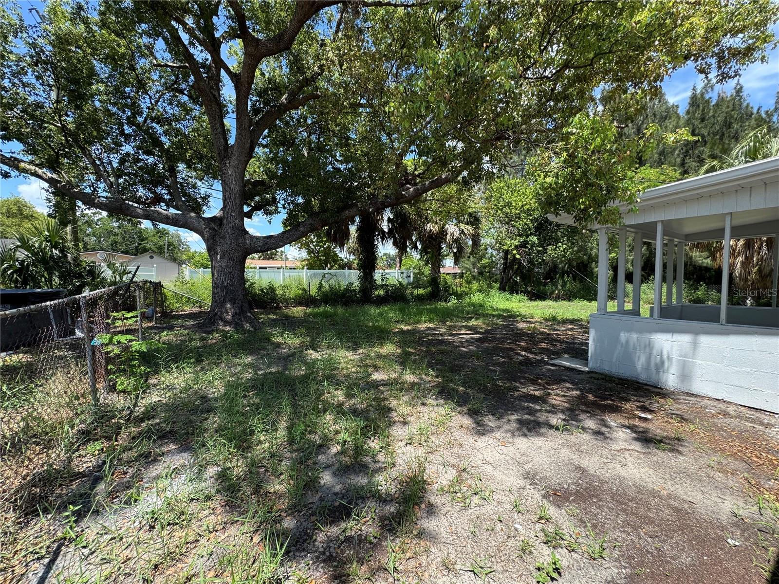 Image 3 of 37 For 7907 Winston Lane