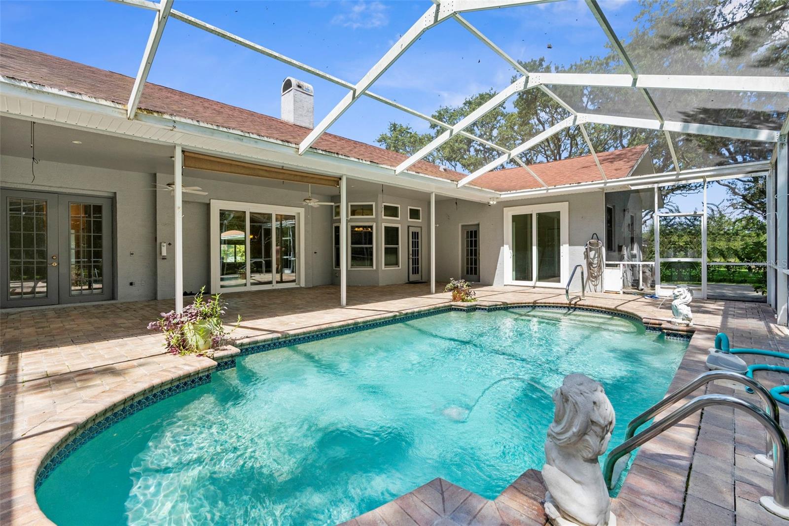 Listing photo id 45 for 14025 Warm Springs Court