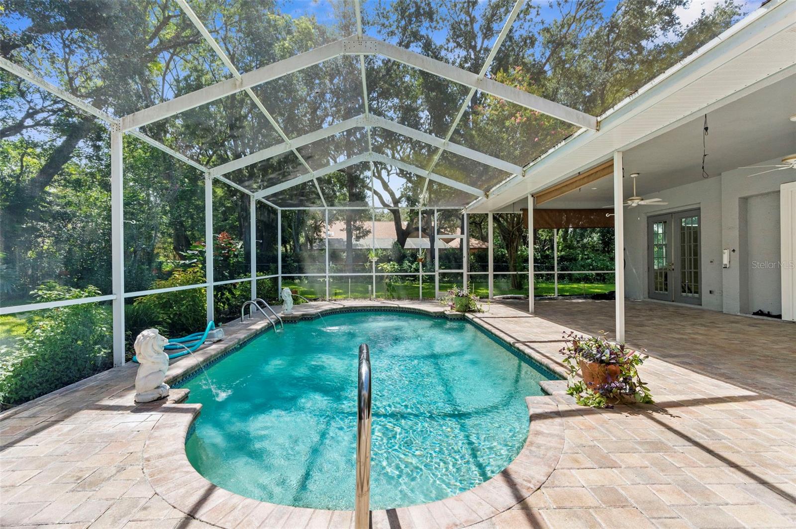 Listing photo id 47 for 14025 Warm Springs Court