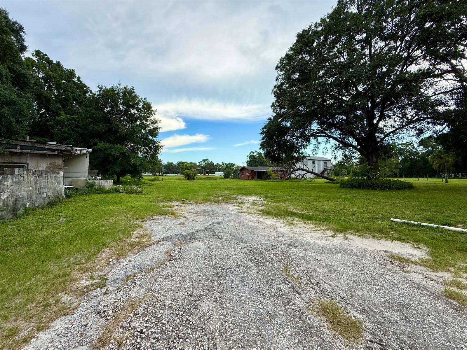 Image 23 of 27 For 7308 Alure Lane