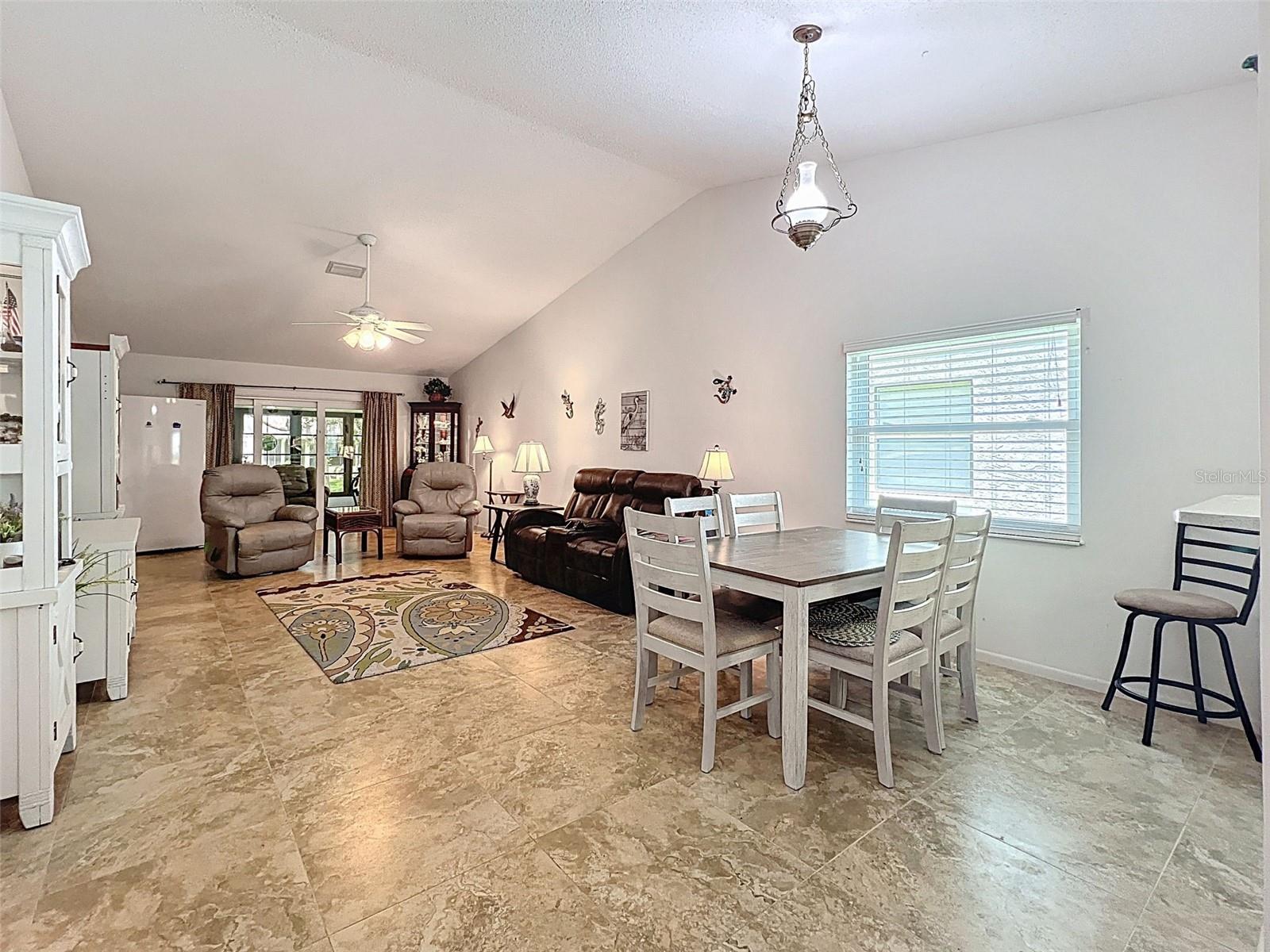 Image 5 of 63 For 11539 Pear Tree Drive