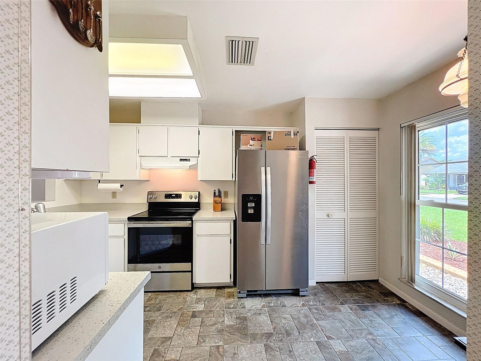 Image 8 of 63 For 11539 Pear Tree Drive