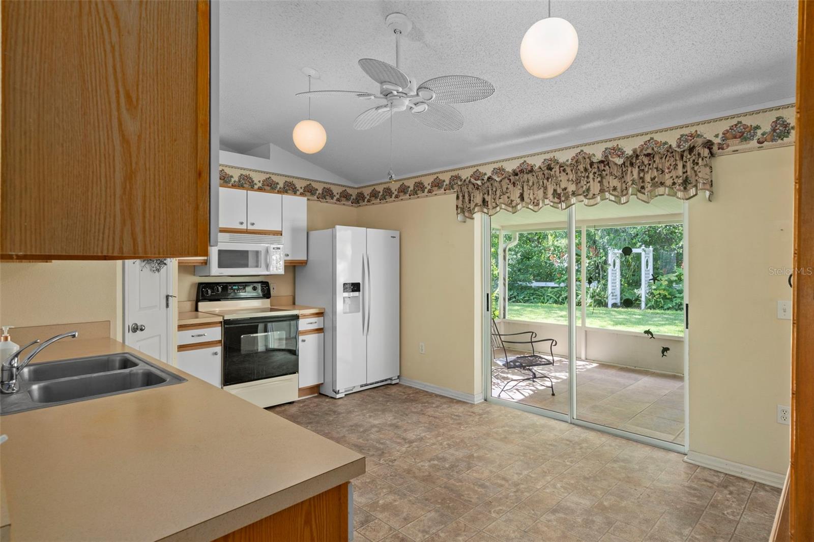 Image 13 of 34 For 3472 Hartley Road