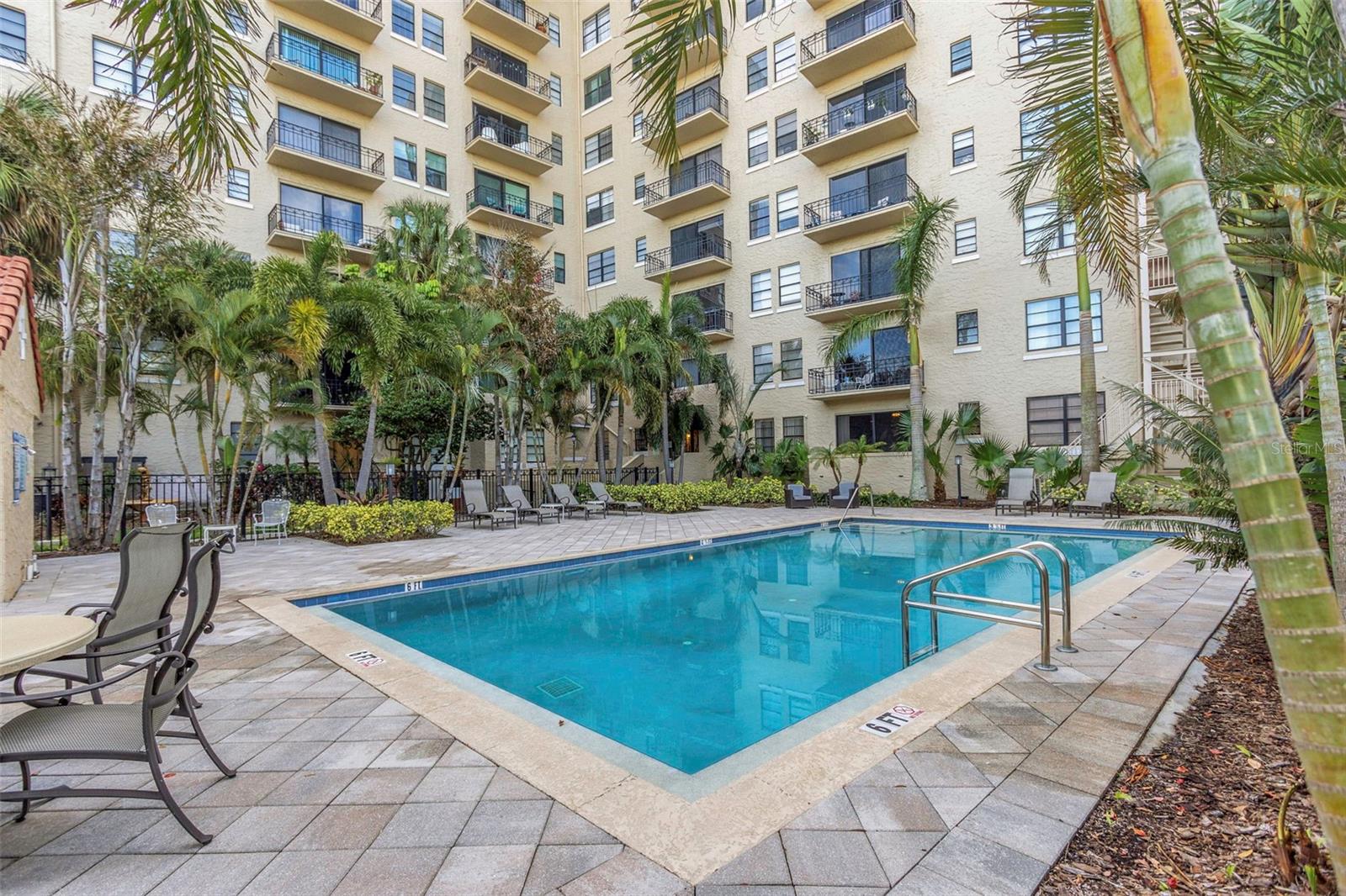 Image 38 of 50 For 2109 Bayshore Boulevard 609