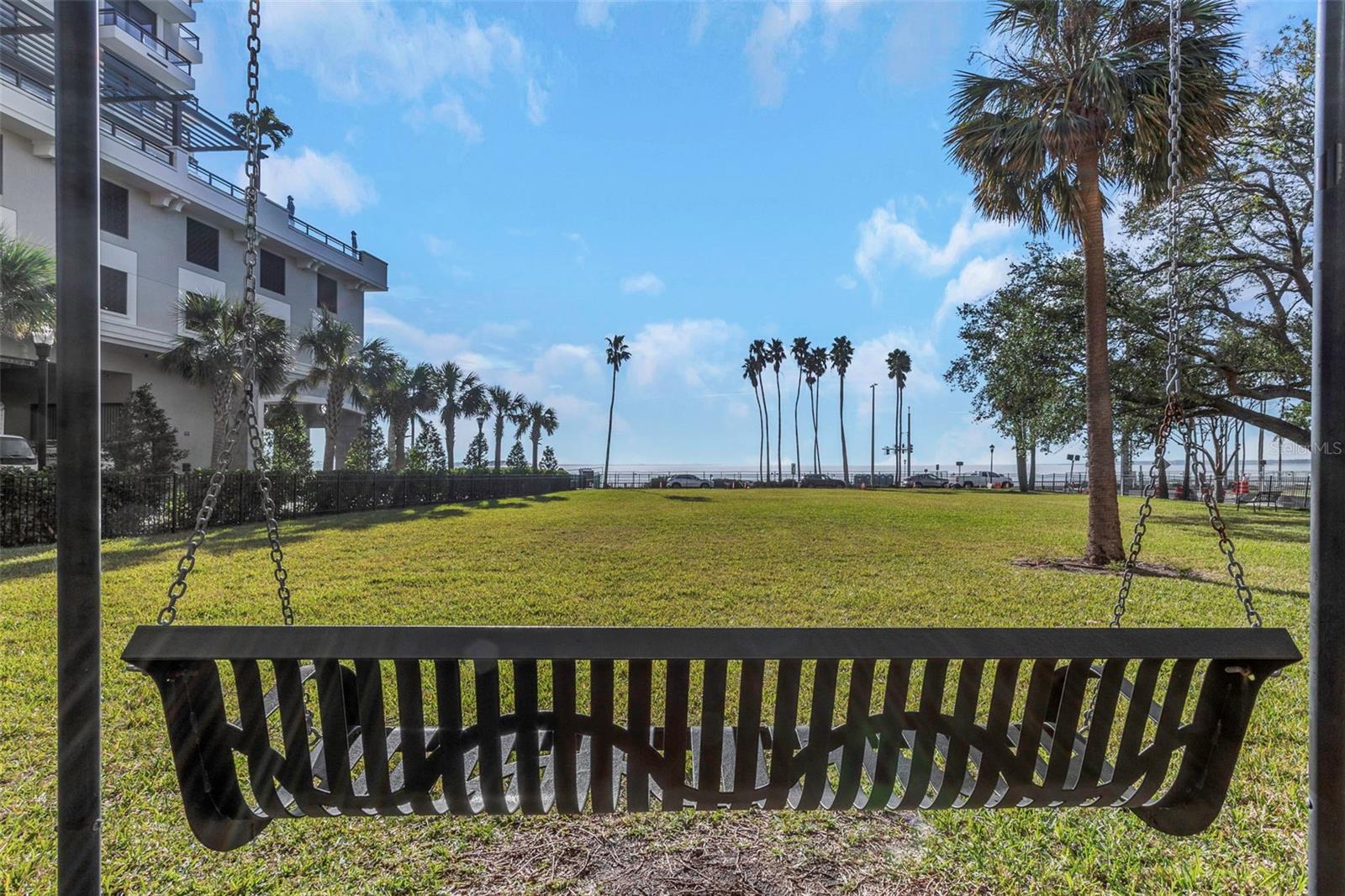 Image 42 of 50 For 2109 Bayshore Boulevard 609