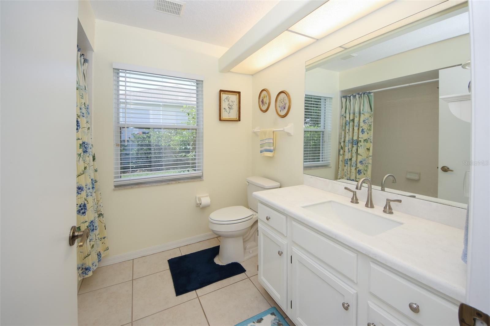 Image 19 of 55 For 14348 Spanish Wells Drive