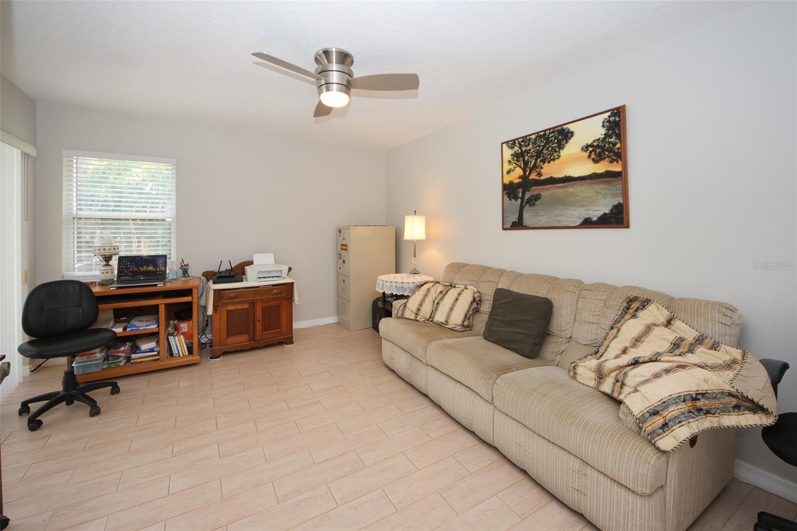 Image 20 of 55 For 14348 Spanish Wells Drive