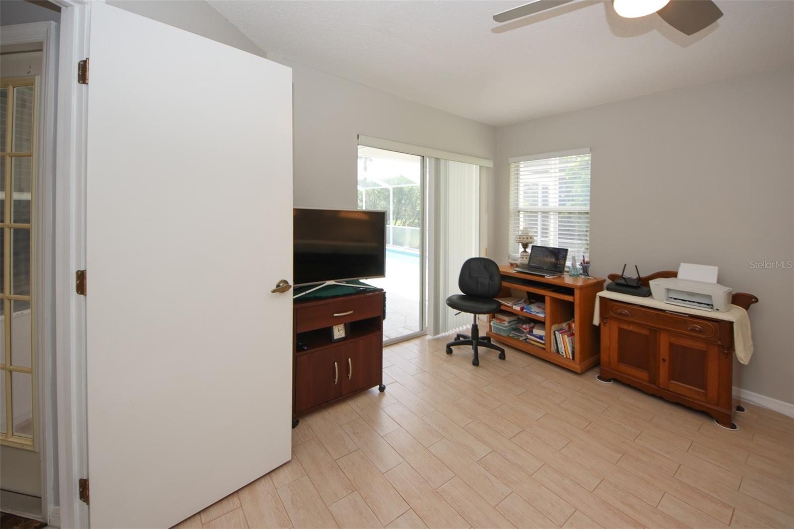 Image 21 of 55 For 14348 Spanish Wells Drive