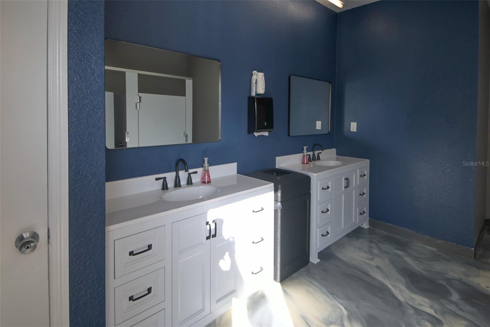 Image 45 of 55 For 14348 Spanish Wells Drive