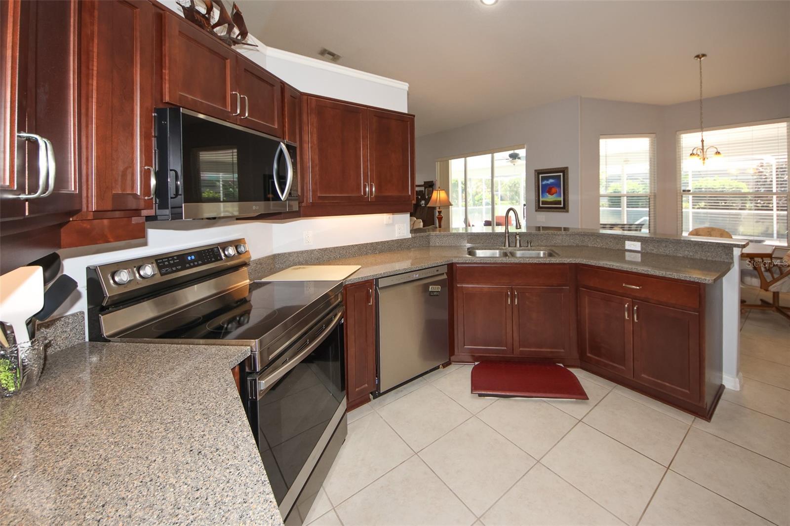 Image 9 of 55 For 14348 Spanish Wells Drive