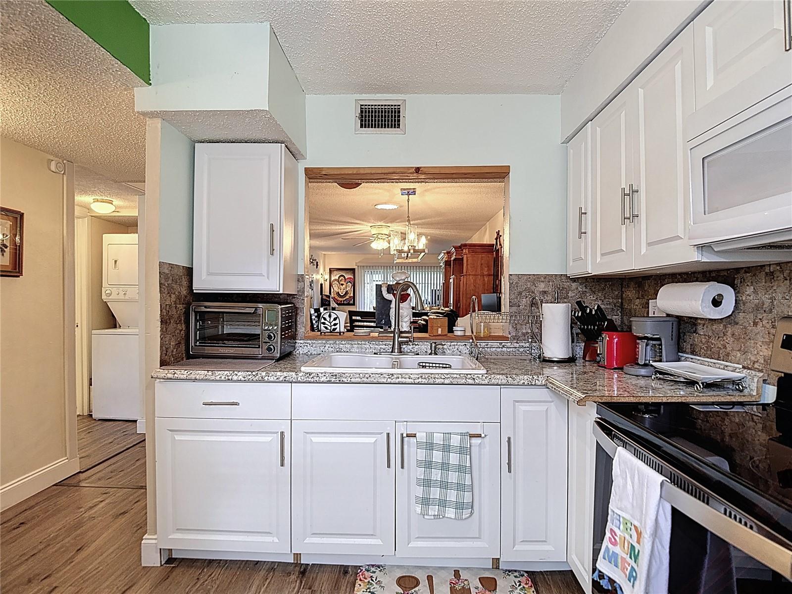 Image 10 of 50 For 11135 Carriage Hill Drive 6