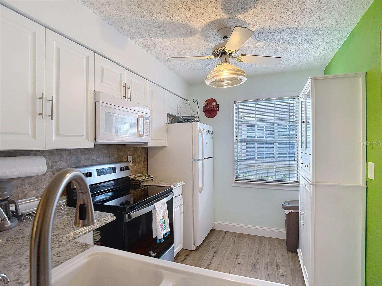 Image 13 of 50 For 11135 Carriage Hill Drive 6
