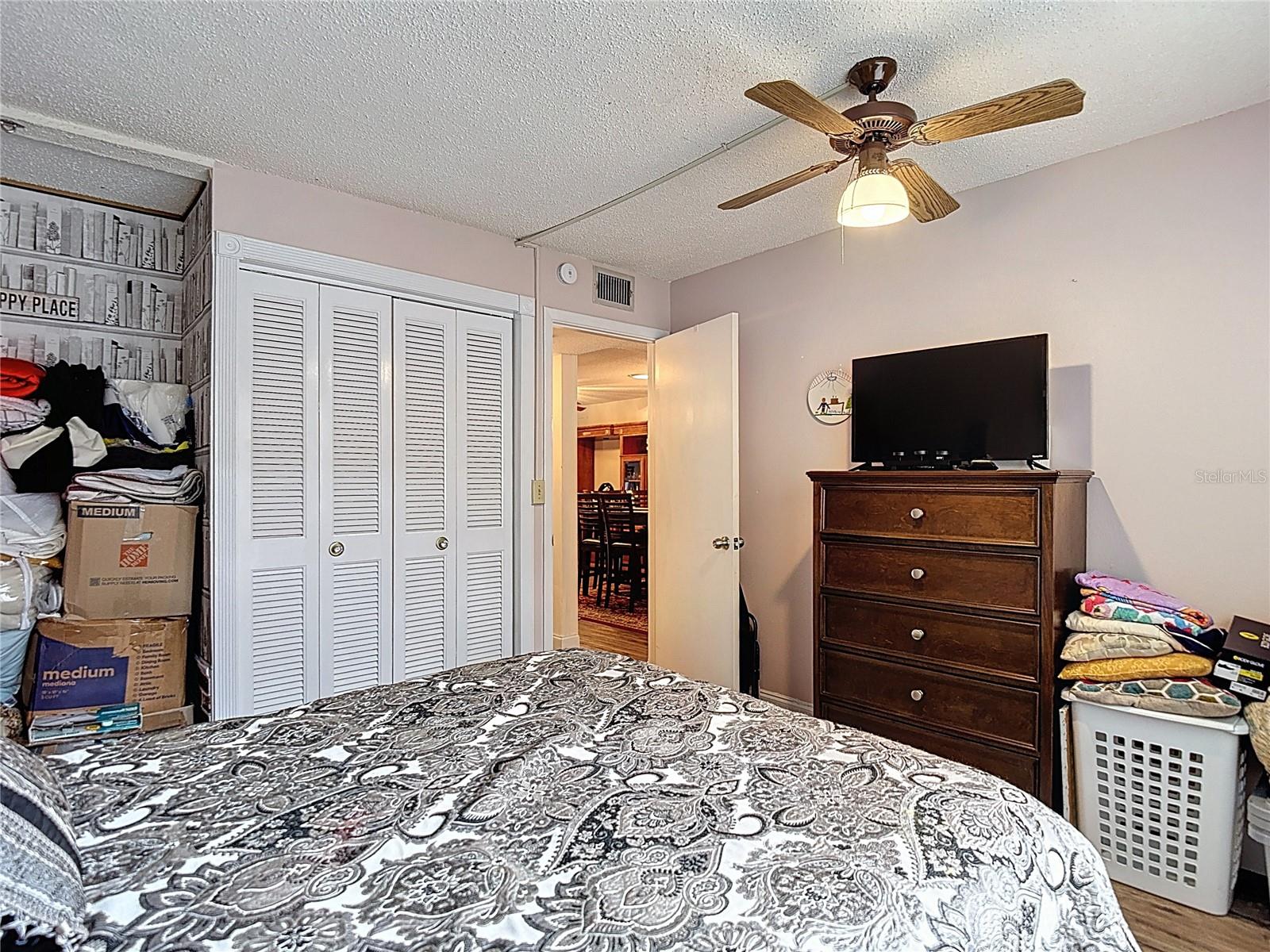Image 26 of 50 For 11135 Carriage Hill Drive 6