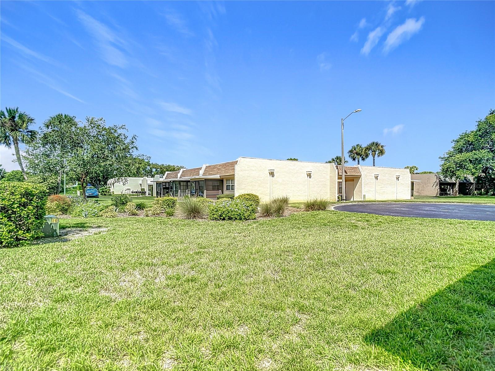 Image 45 of 50 For 11135 Carriage Hill Drive 6