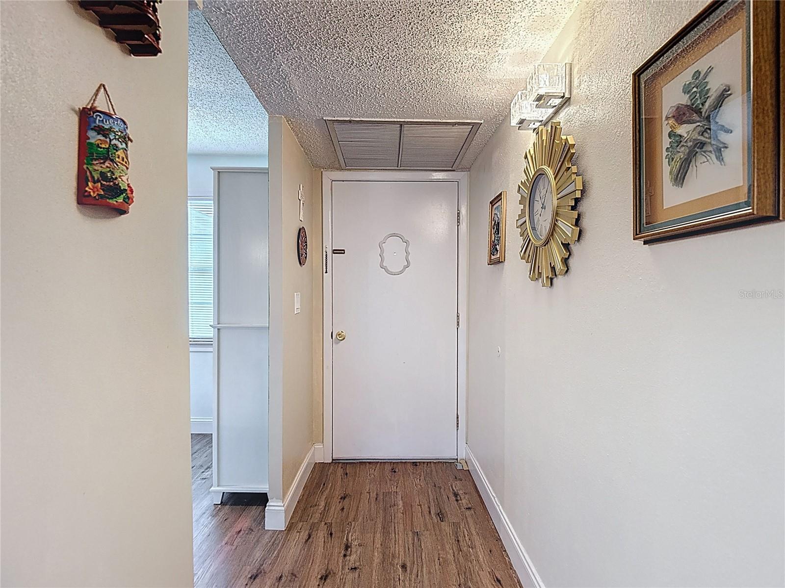 Image 6 of 50 For 11135 Carriage Hill Drive 6