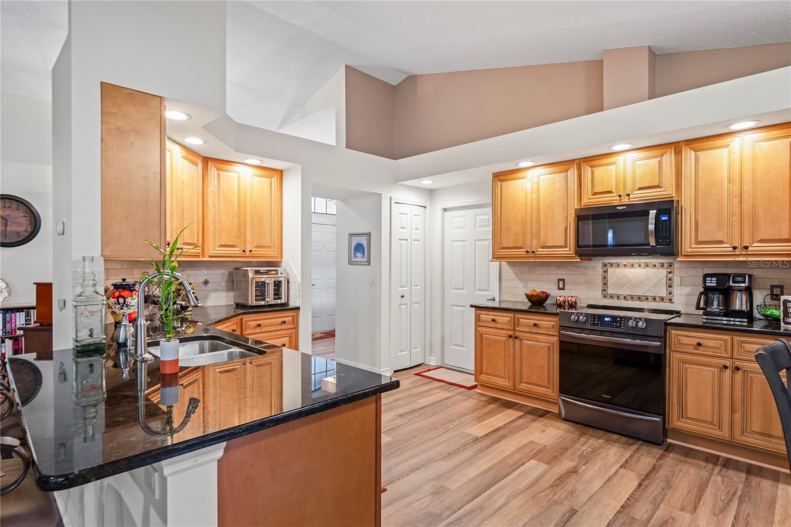 Image 12 of 65 For 11293 Copley Court