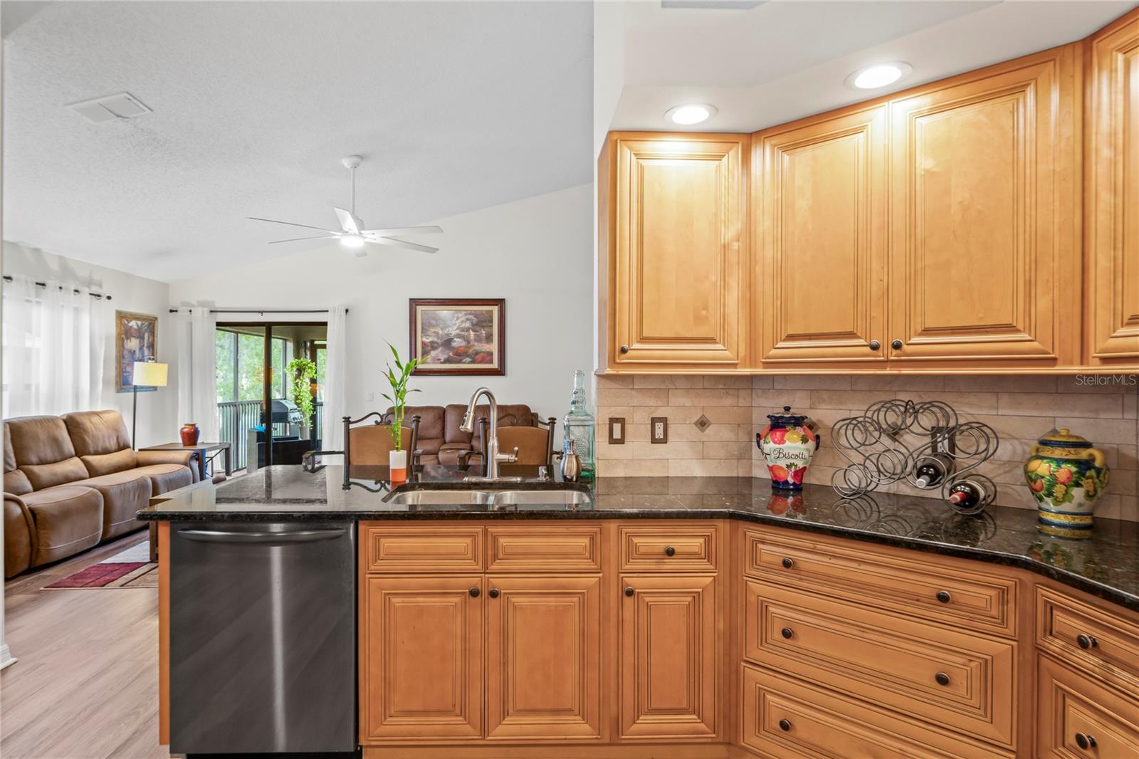 Image 18 of 65 For 11293 Copley Court
