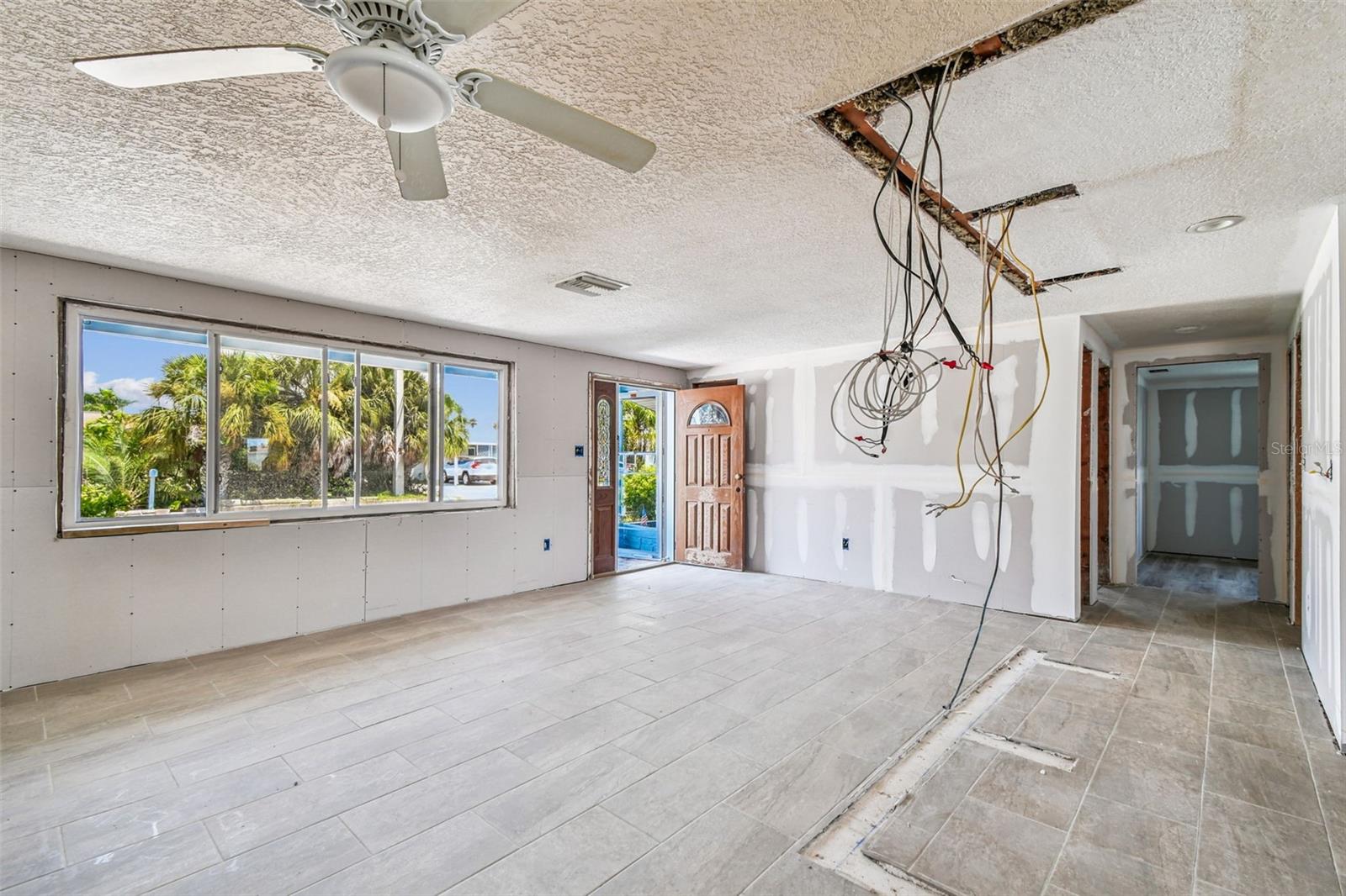 Image 11 of 81 For 13603 Allyn Drive