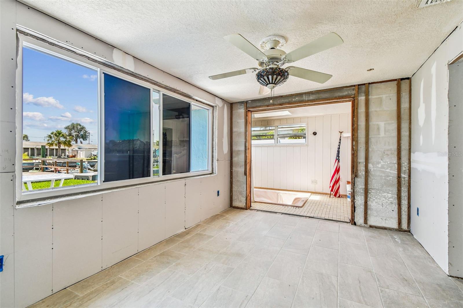 Image 17 of 81 For 13603 Allyn Drive